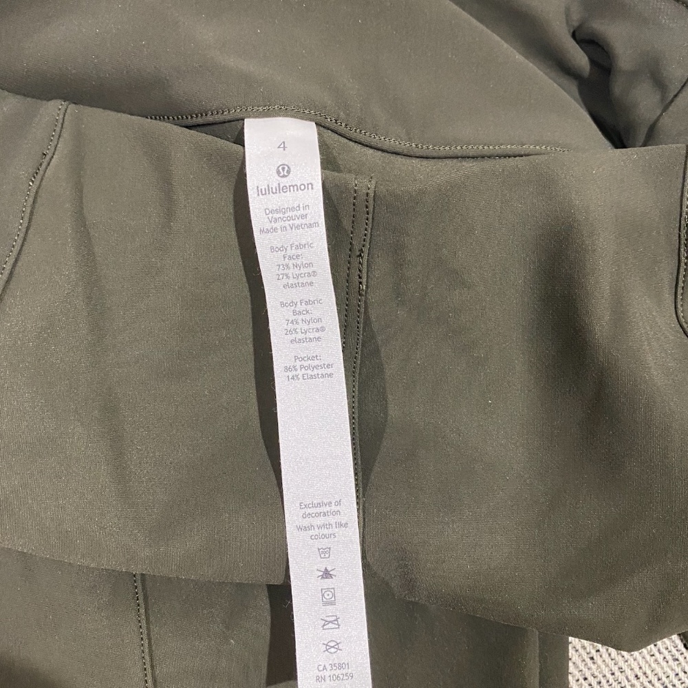 Lululemon Here to There High-Rise 7/8 Pant (sold out)